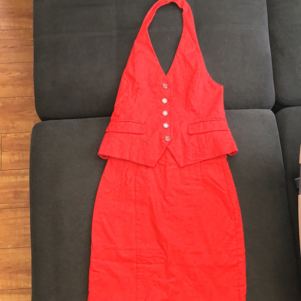 New York & Company matching vest and skirt